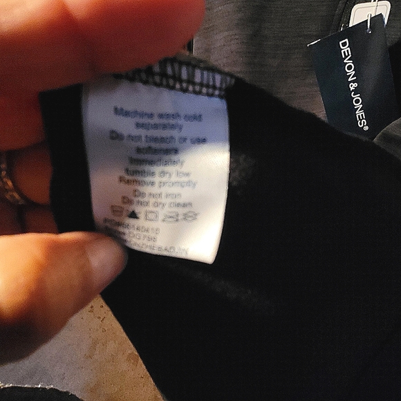 NWT Devon & Jones 2XL Pullover - Picture 5 of 6